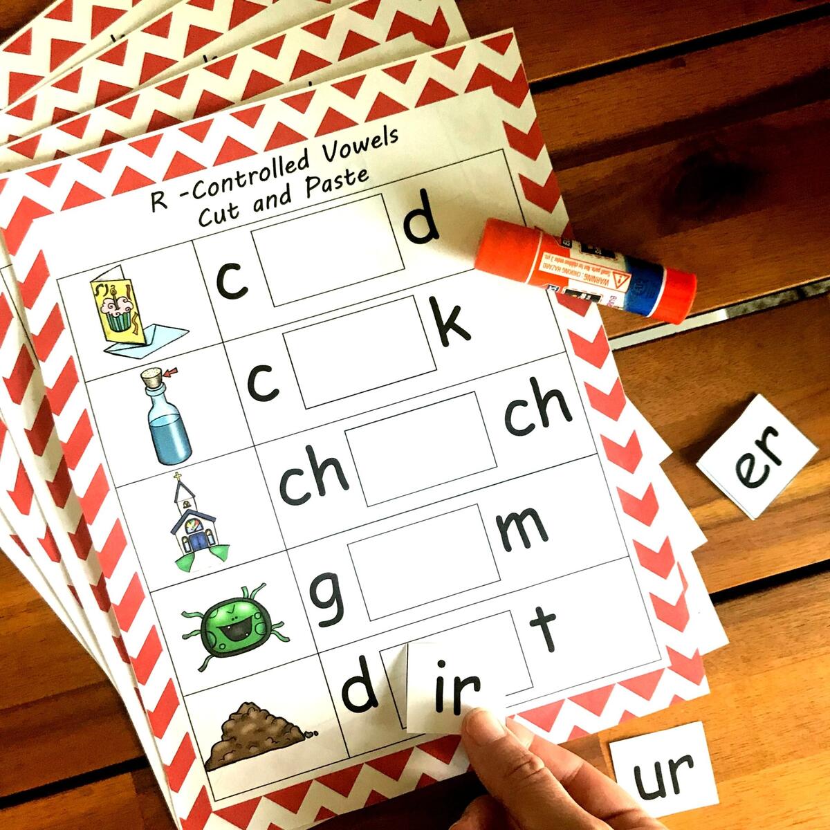 FREE R Controlled Vowels Worksheets